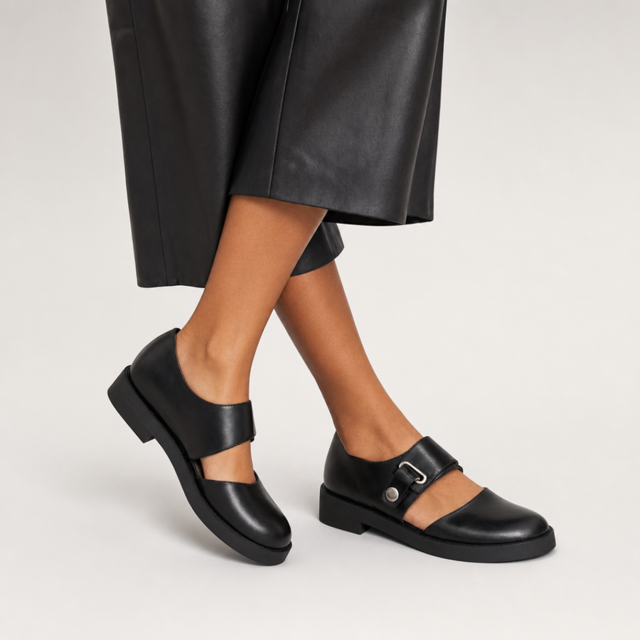 Varga | Elegant Strapless Slides