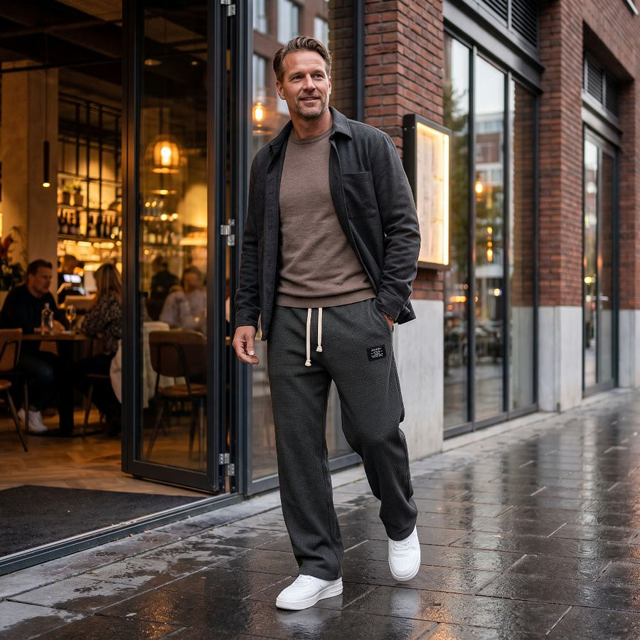 Varga | Komfortable herrebukser med løs pasform og justerbar linning