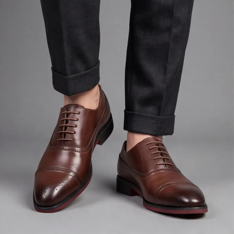 Varga | Signature Oxfordy