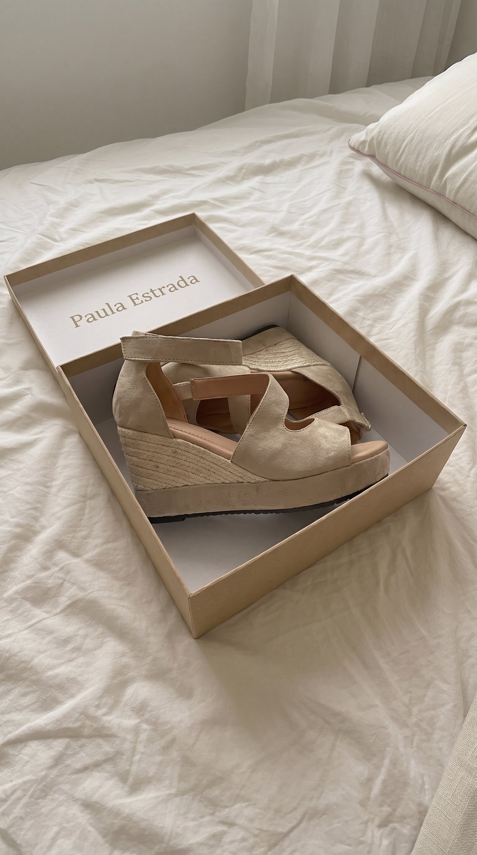 Varga | Espadrilky na klinovom podpätku so zapínaním pre ženy